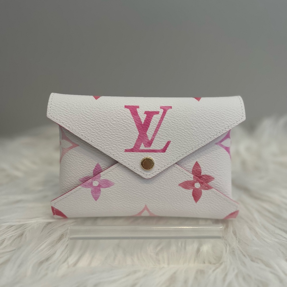 NEW Kirigami Pochette Medium Pink By the Pool Collection 2023